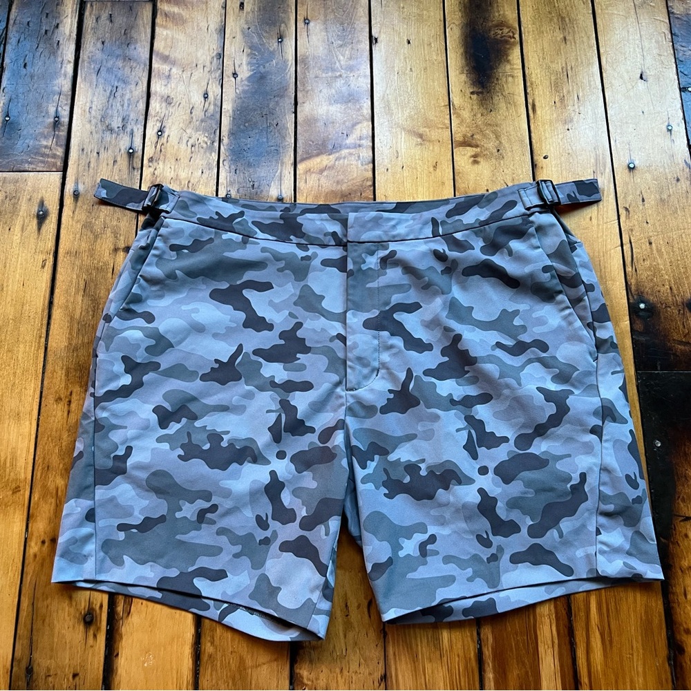 G/Fore Mens 36 Camo Tech Tab 4-Way Stretch Shorts  Gray Performance 7” Inseam